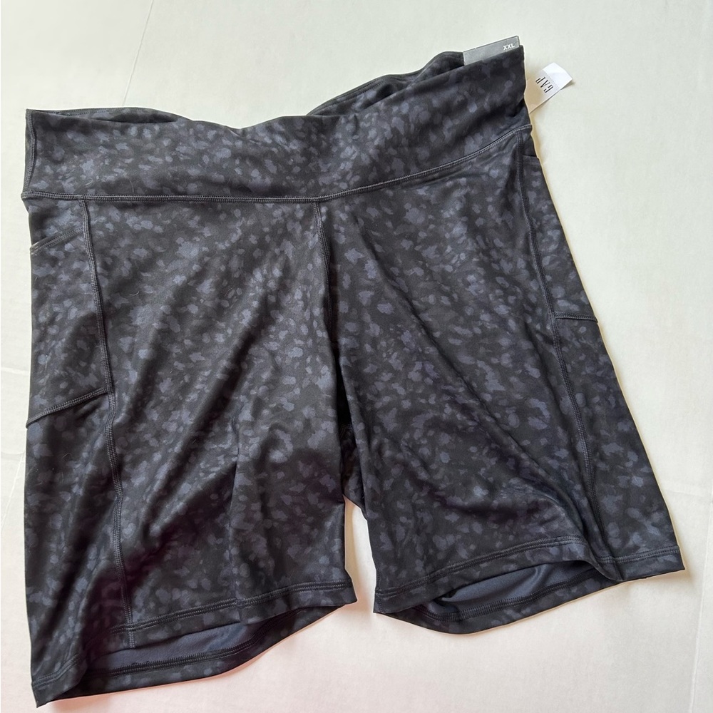 NWT XXL GapFit Bike Shorts
